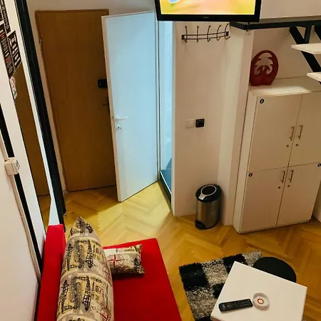 Hostel Check